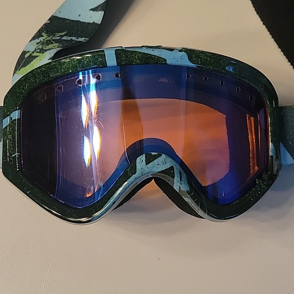 ANON Stylish Ski Goggles with Level 2 Lens Blue And Green